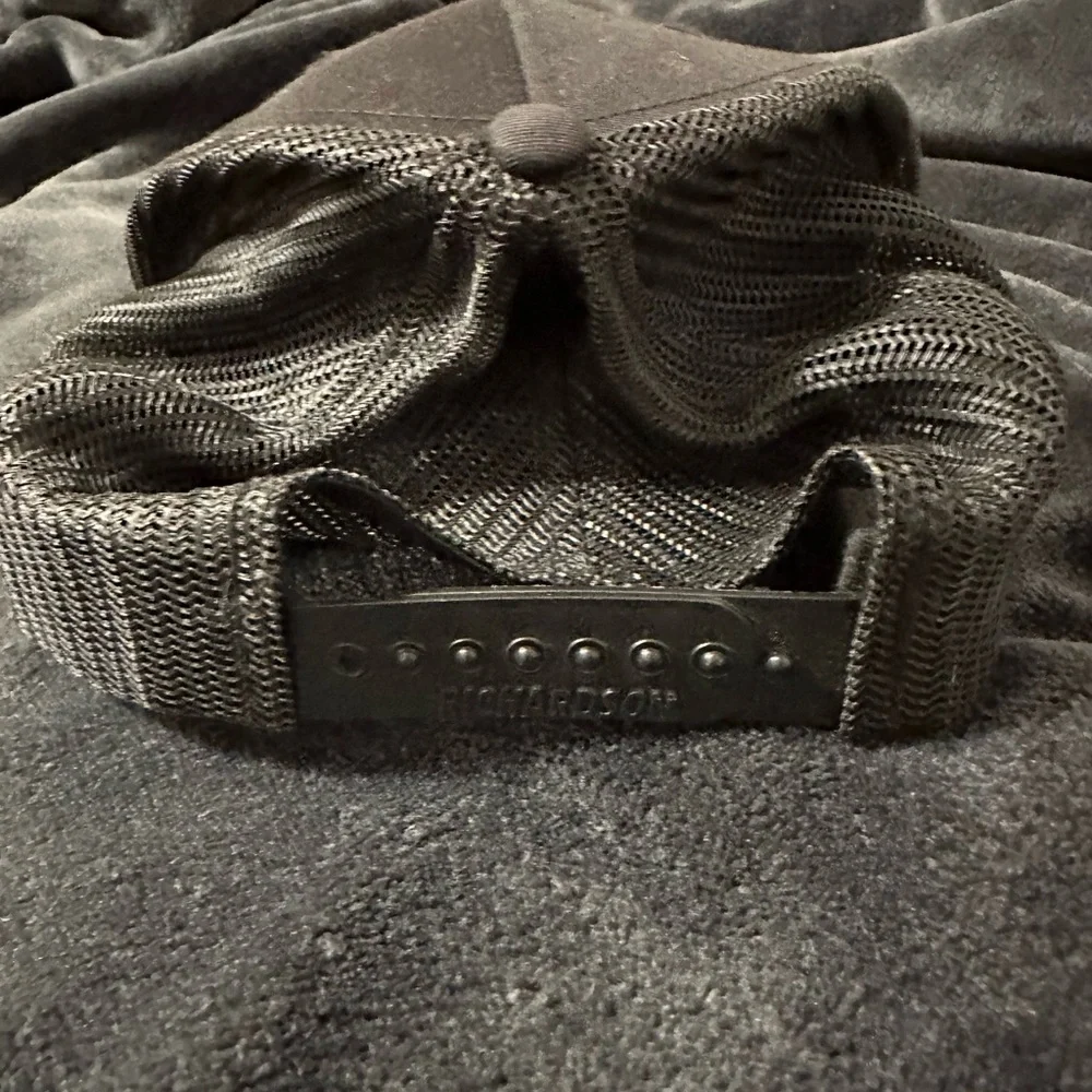 Mtnops hat - Picture 2 of 2